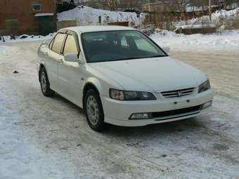 1998 Honda Accord Photos