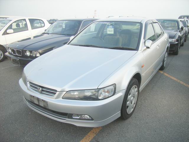 1999 Honda Accord Pictures