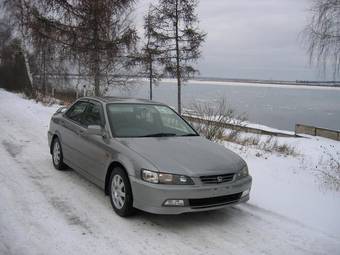 1999 Honda Accord Photos