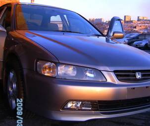 1999 Honda Accord Photos