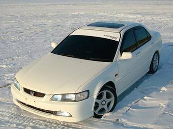 1999 Honda Accord Photos