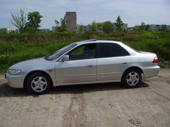 1999 Honda Accord Photos