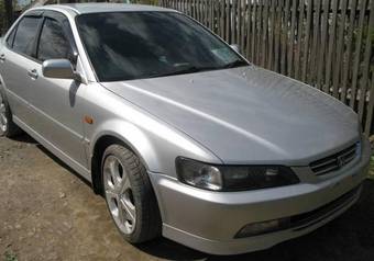 1999 Honda Accord Photos