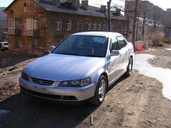 1999 Honda Accord Photos