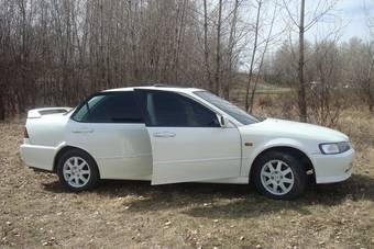 1999 Honda Accord Pictures