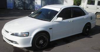1999 Honda Accord Photos