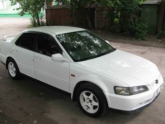 1999 Honda Accord Pictures