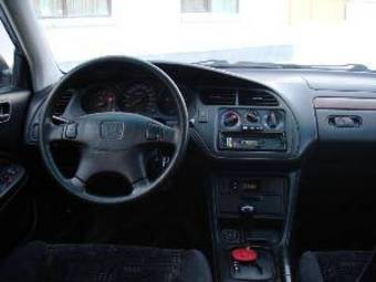 1999 Honda Accord Pictures