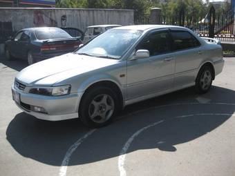 1999 Honda Accord Photos