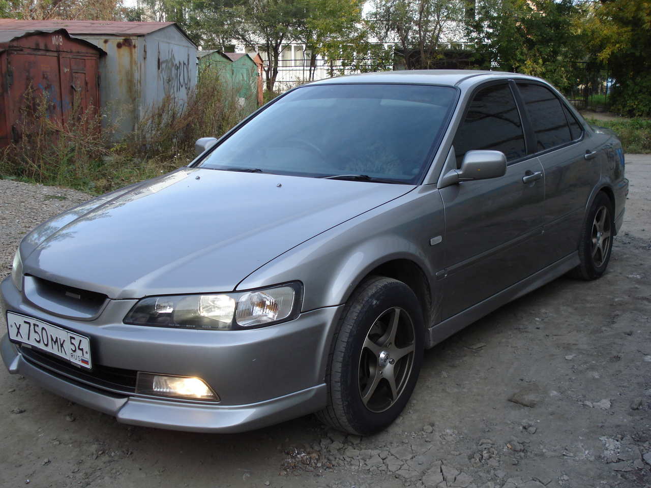 1999 Honda Accord specs, Engine size 2.0l., Fuel type Gasoline, Drive