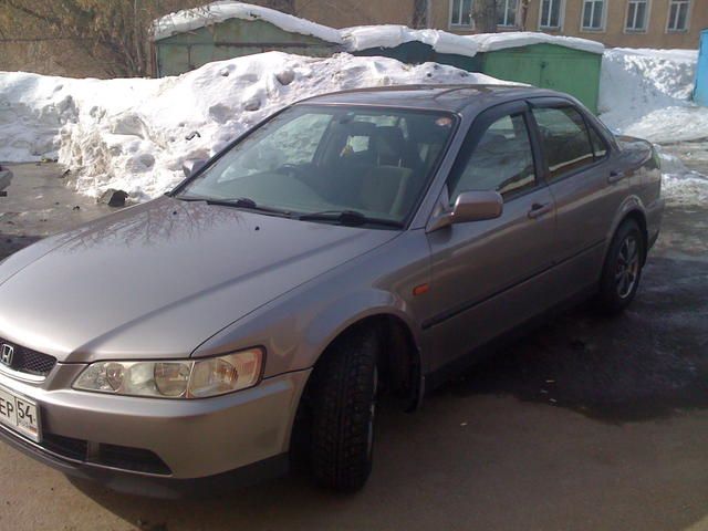 2000 Honda Accord