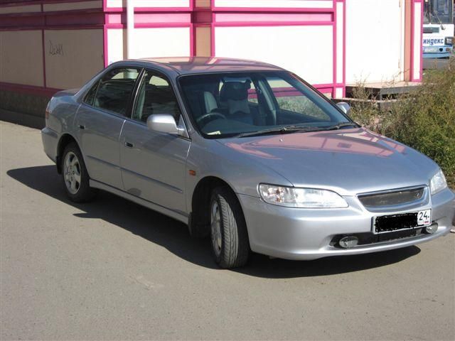 2000 Honda Accord