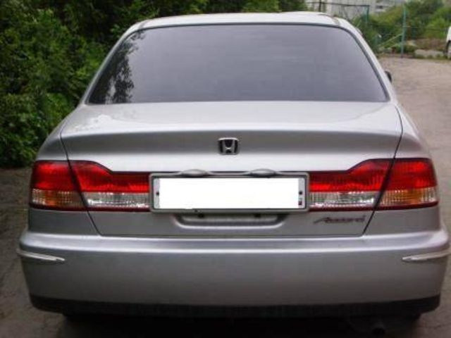2000 Honda Accord