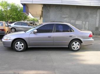 2000 Honda Accord Photos