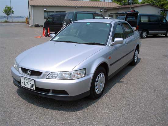 2000 Honda Accord Photos