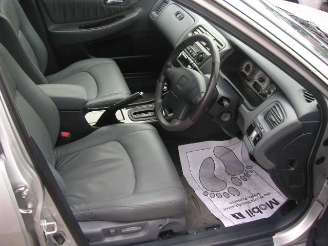 2000 Honda Accord Images