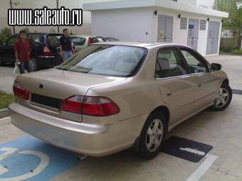 2000 Honda Accord Pictures