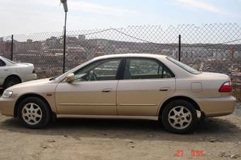 2000 Honda Accord Photos