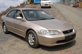 2000 Honda Accord Pictures