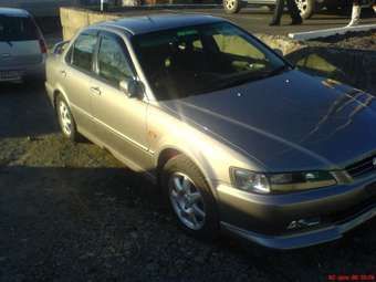 2000 Honda Accord Images