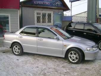 2000 Honda Accord Photos