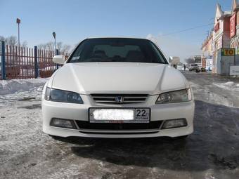 2000 Honda Accord Photos