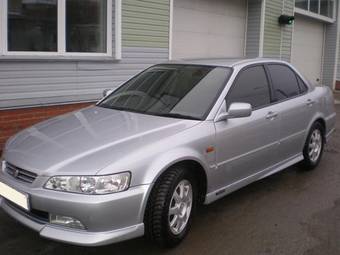 2000 Honda Accord Photos