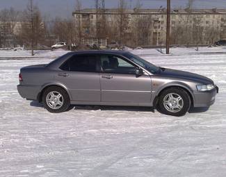 2000 Honda Accord Photos