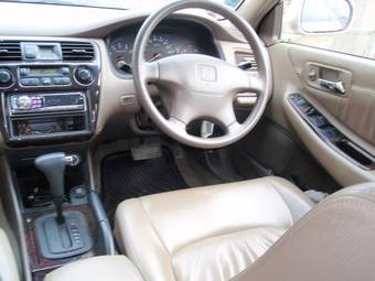 2000 Honda Accord Pictures