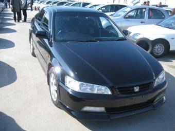 2000 Honda Accord Photos