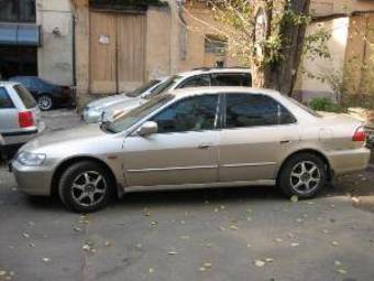 2000 Honda Accord Pictures