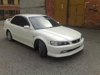 2000 Honda Accord Images
