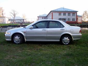 2000 Honda Accord Photos