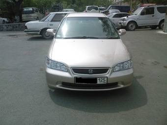 2000 Honda Accord Pictures