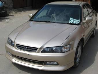 2000 Honda Accord Photos