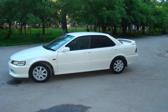 2000 Honda Accord Images