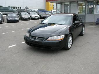 2000 Honda Accord Photos