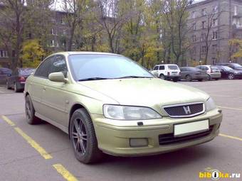 2000 Honda Accord Images
