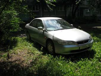 2000 Honda Accord Photos