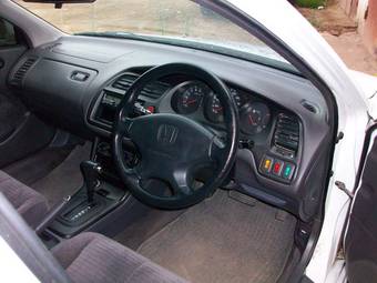 2000 Honda Accord Pictures