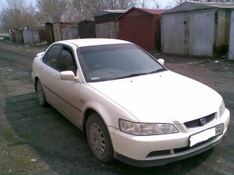 2000 Honda Accord Pictures