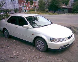 2001 Honda Accord Photos