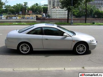 2002 Honda Accord Pictures