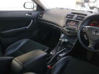 2002 Honda Accord Pictures