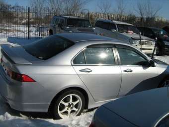 2002 Honda Accord Photos