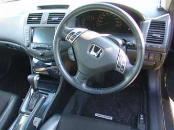 2002 Honda Accord Photos