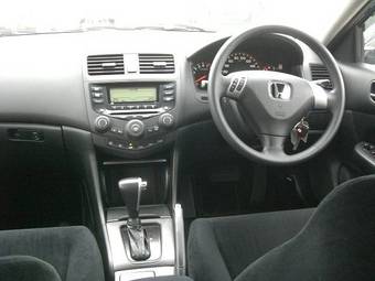 2002 Honda Accord Photos