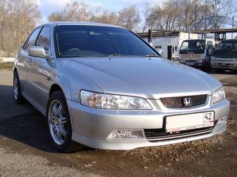 2002 Honda Accord Photos