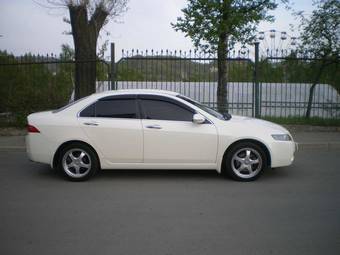 2002 Honda Accord Photos