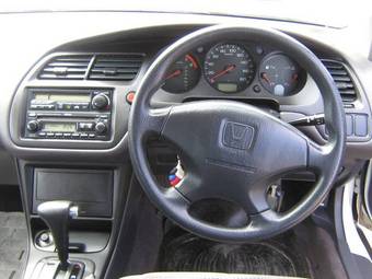 2002 Honda Accord Images